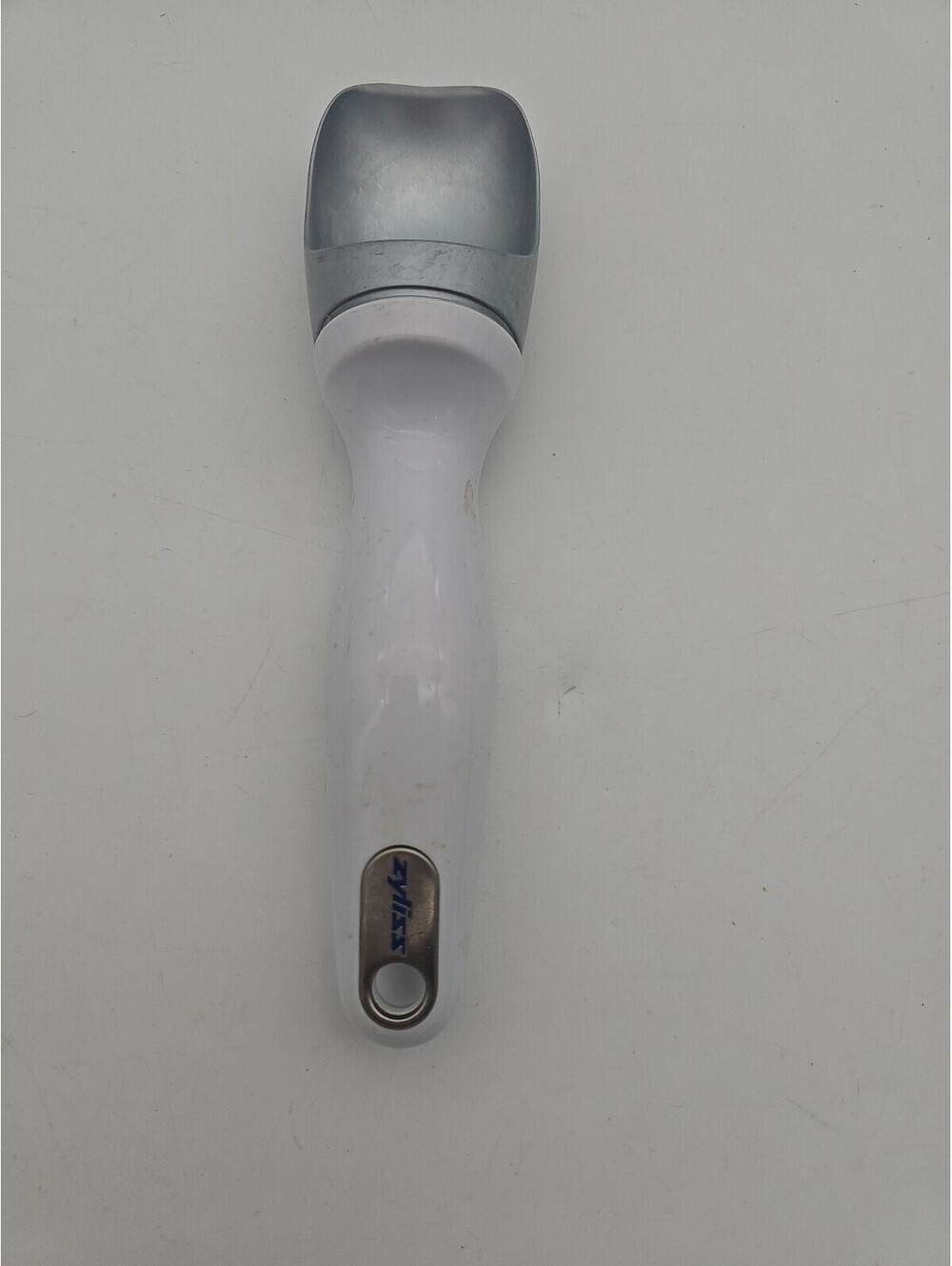 Zyliss The Right Scoop Ice Cream Scoop Heavy Duty Ergonomic Weighted White Handl